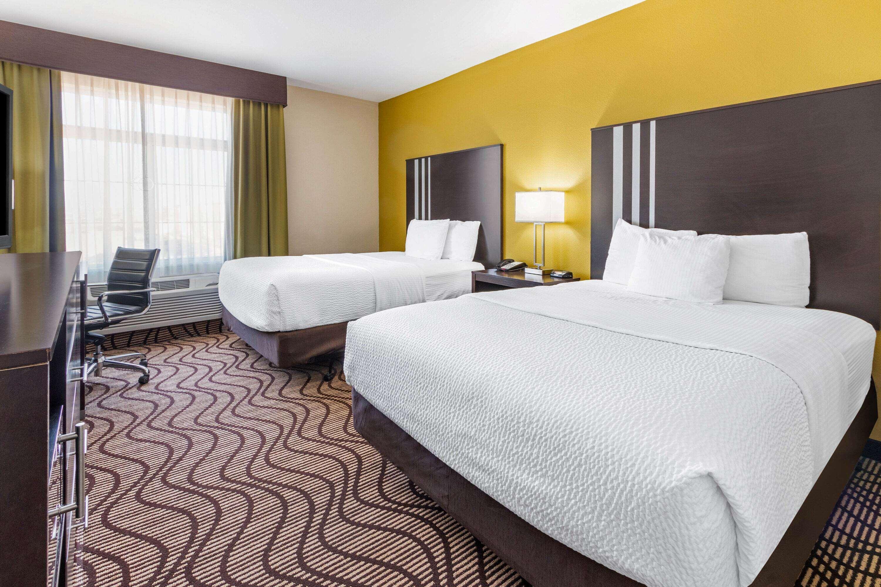 La Quinta By Wyndham Artesia Hotel Kültér fotó