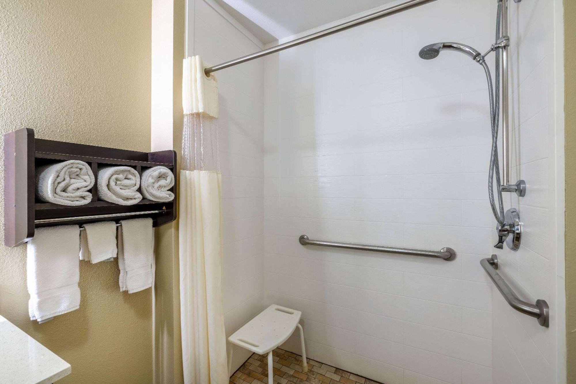 La Quinta By Wyndham Artesia Hotel Kültér fotó